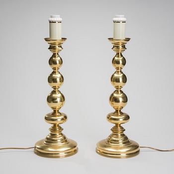 BORDSLAMPOR, ett par, modell "B-80", Ewå, Värnamo, 1900-talets andra hälft.