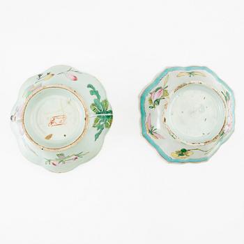 Two enamelled Chinese bowls, early 20th century.