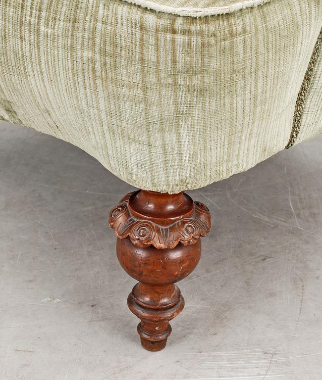 FÅTÖLJ, nyrokoko, 1800-talets andra hälft.