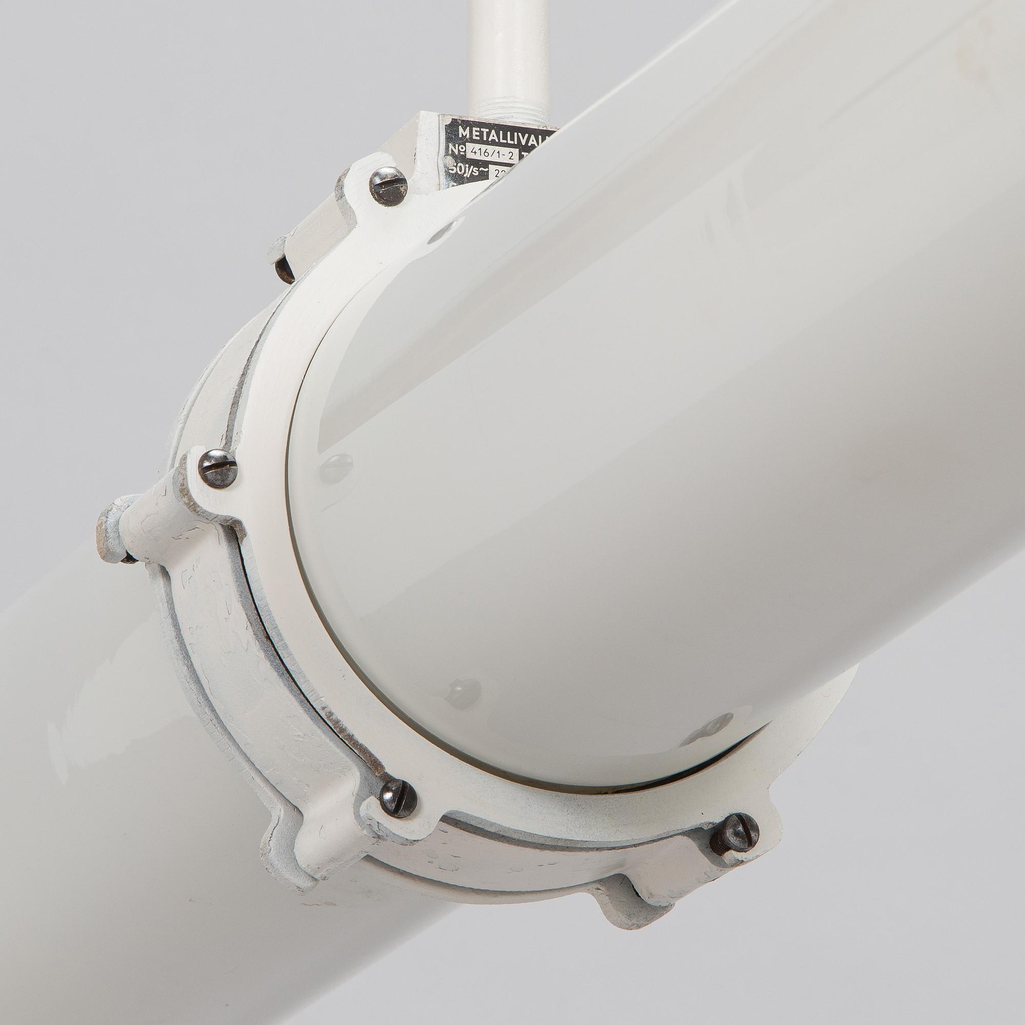 Teollisuusvalaisin / kattovalaisin, Metallivalmiste Oy, 1900-luvun puoliväli.