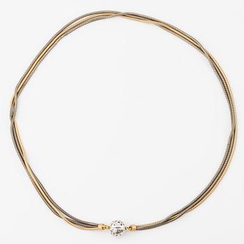 Ole Lynggaard, Charlotte Lynggaard, necklace 14K gold and silver with clasp in 18K white gold.