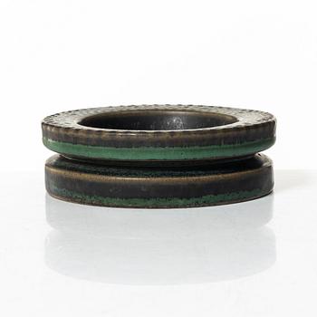 Stig Lindberg, a stoneware dish, Gustavsberg Studio 1964.