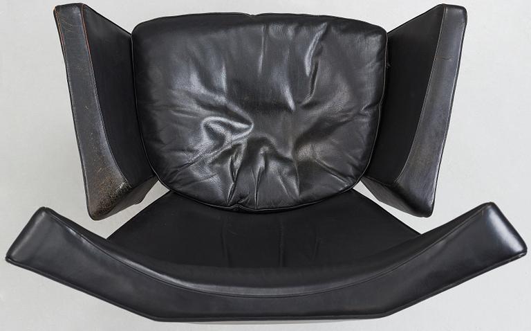 Arne Jacobsen, a black leather and aluminium "Ox-Chair", Denmark 1966.