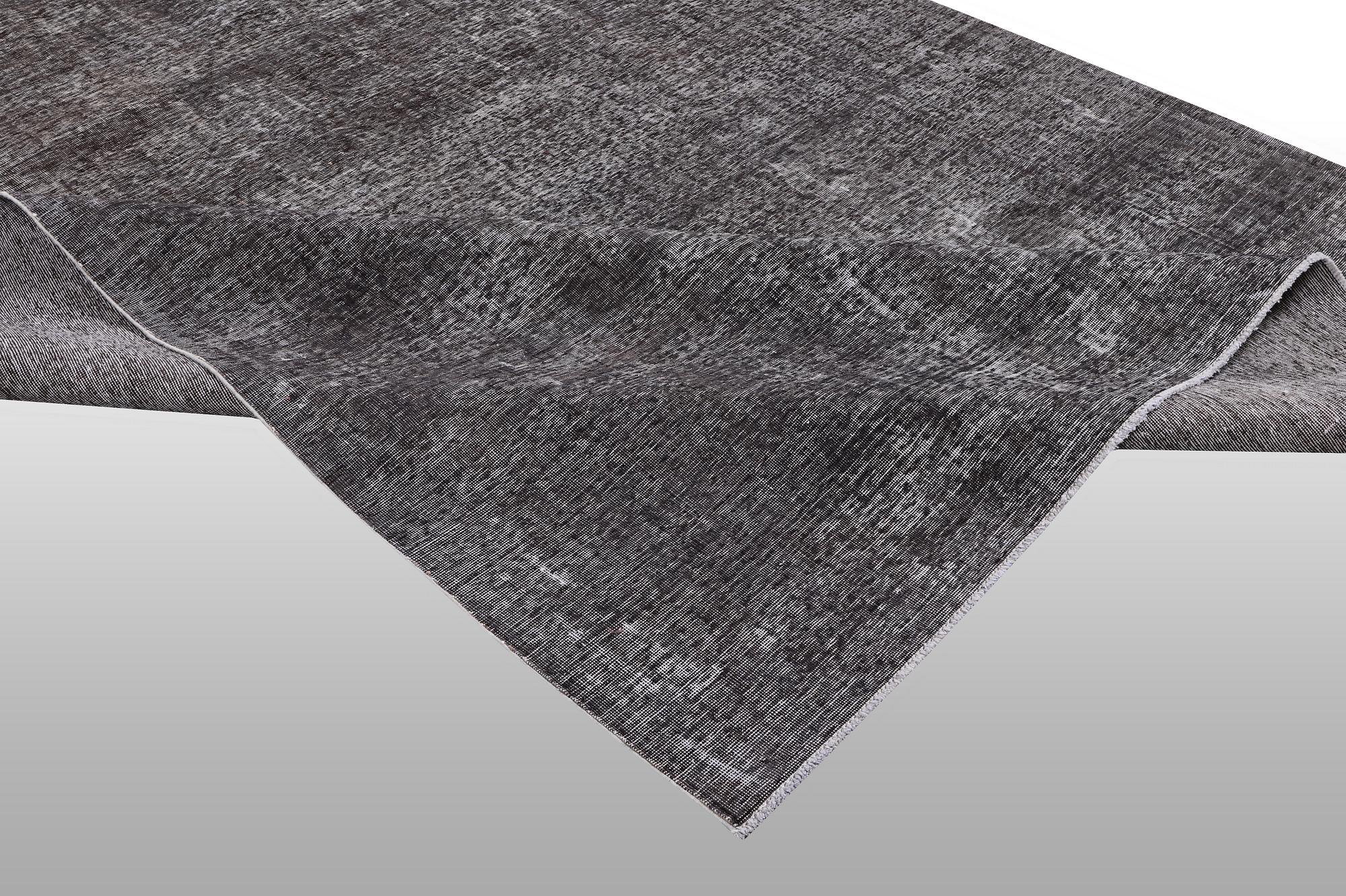 A carpet, oriental, vintage design, ca 351 x 244 cm.