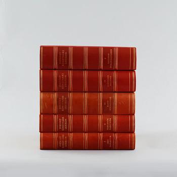 Five vol. of "Svenskt Konstnärslexikon", Gösta Lilja (red.), m.fl, Allhems förlag, Malmö, 1952 - 1967.