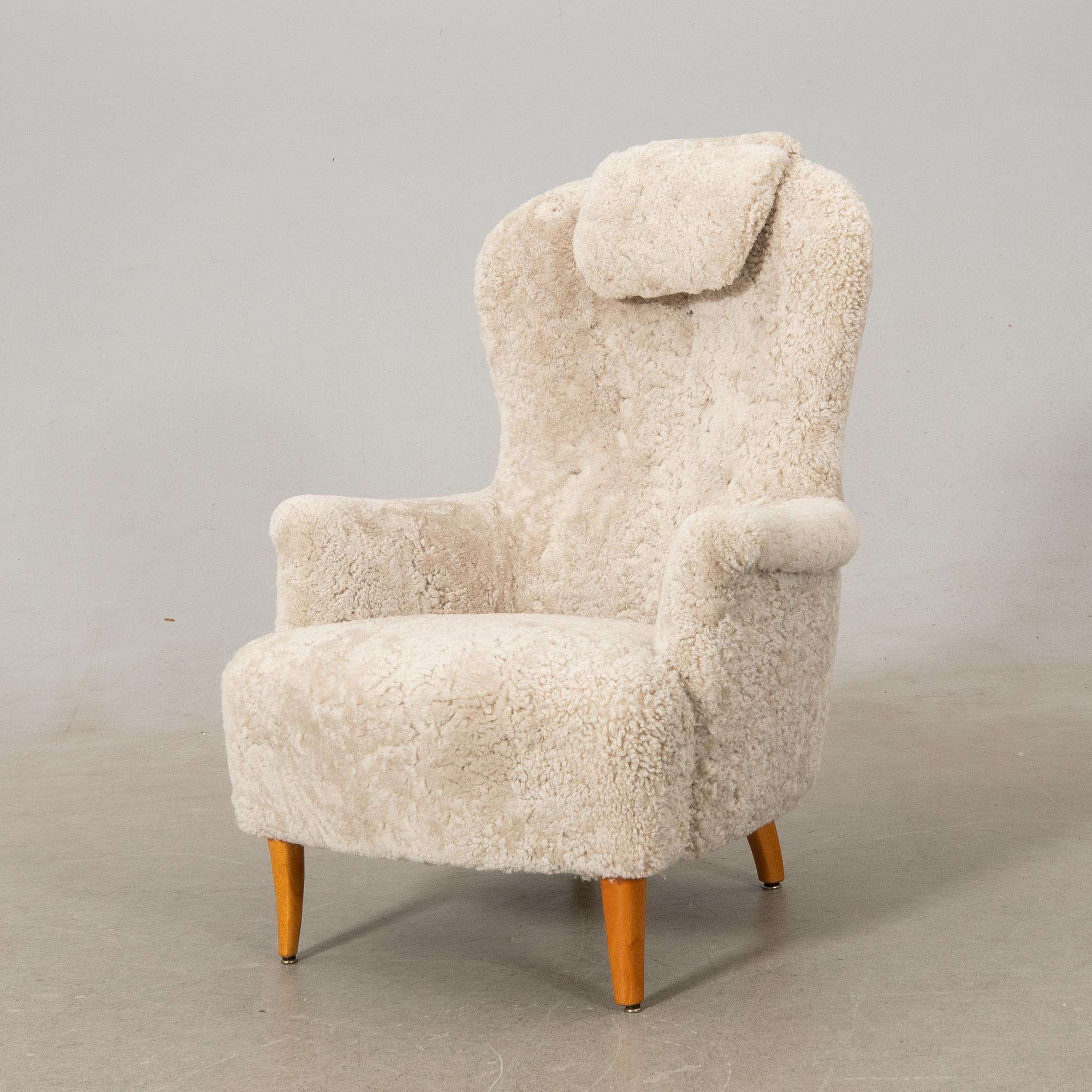 Carl Malmsten, Armchair "Farmor", second half of the 20th century.