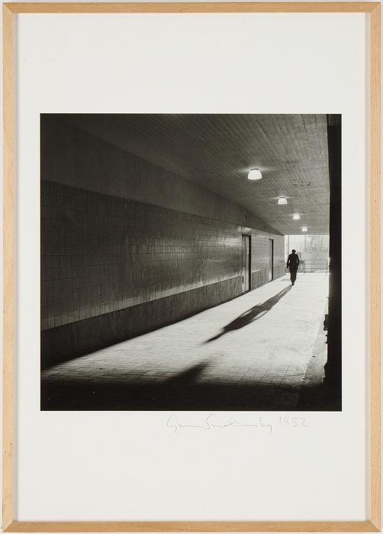 Gunnar Smoliansky, fotografi signerad och numrerad 77/100.