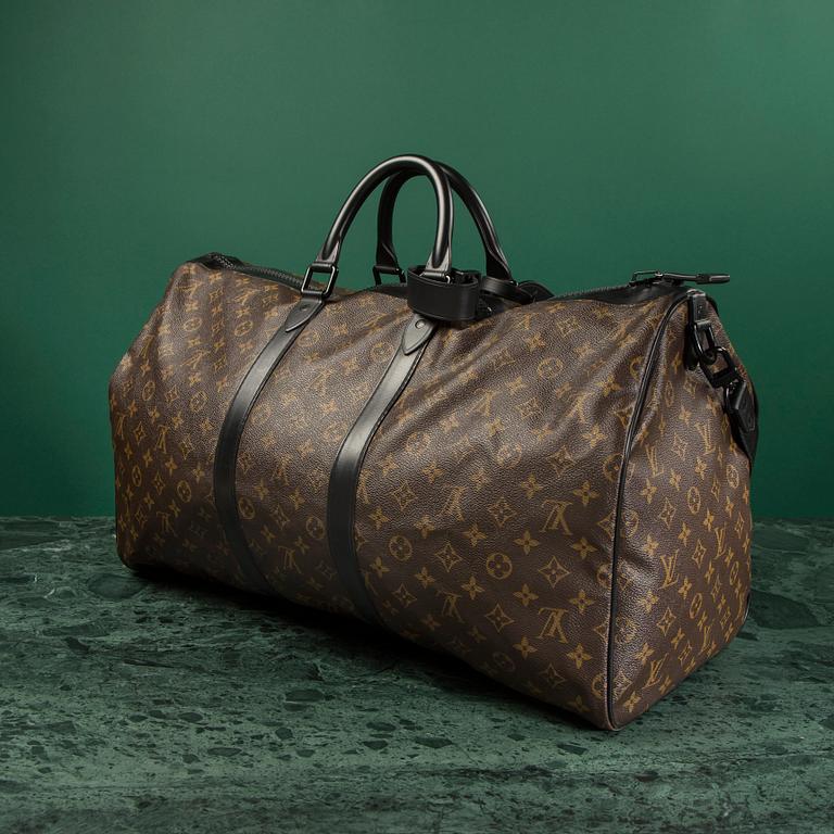 LOUIS VUITTON,.