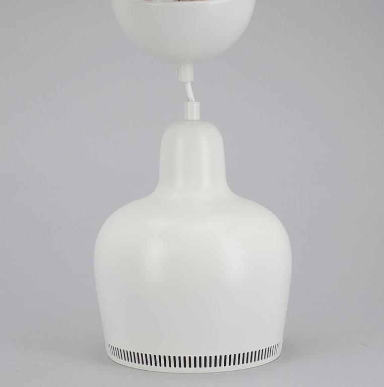 TAKLAMPA, modell A330S, metall, Alvar Aalto, Artek.