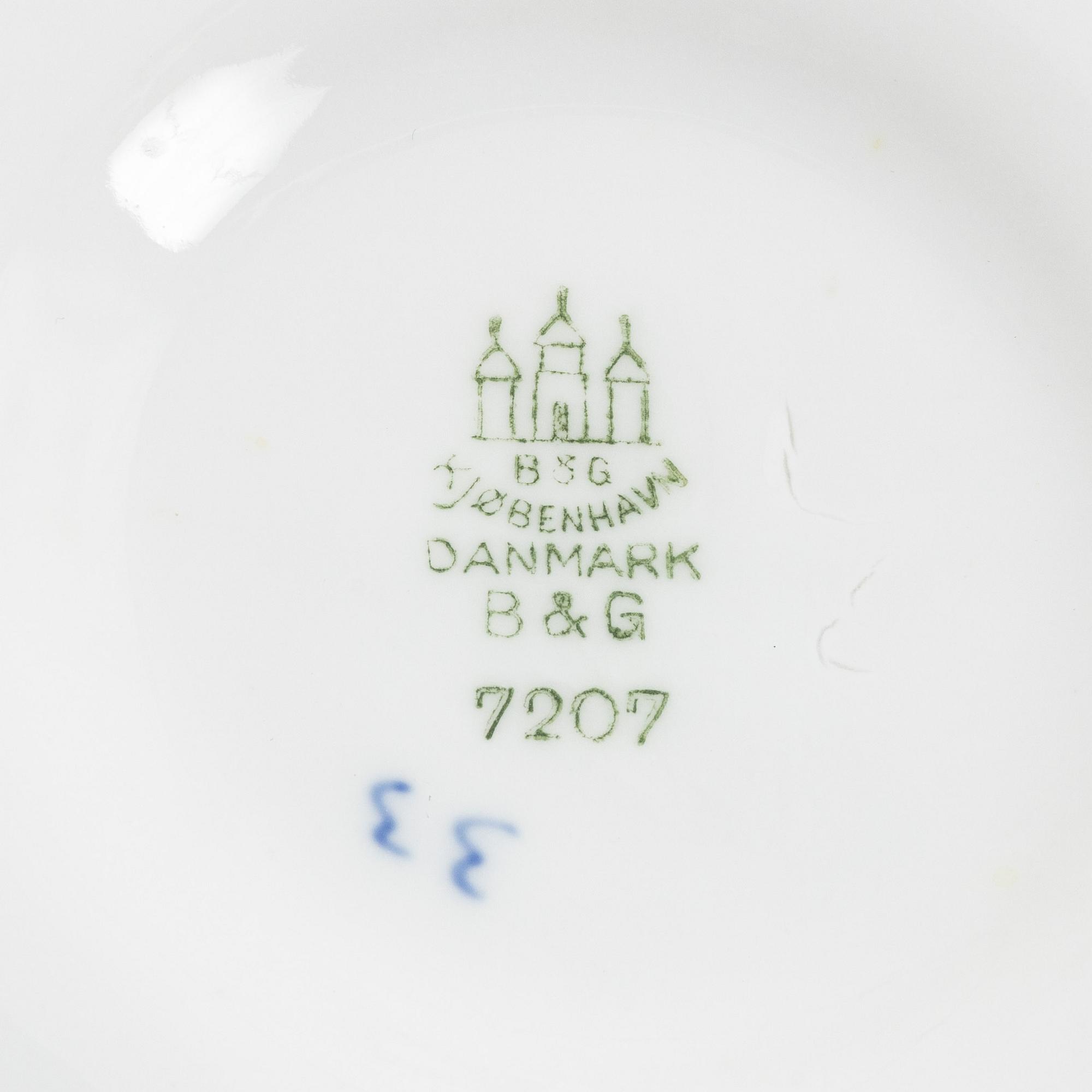 15 piece 'Musselmalet', Roayl copenhagen and Bing & Gröndahl, Denmark.