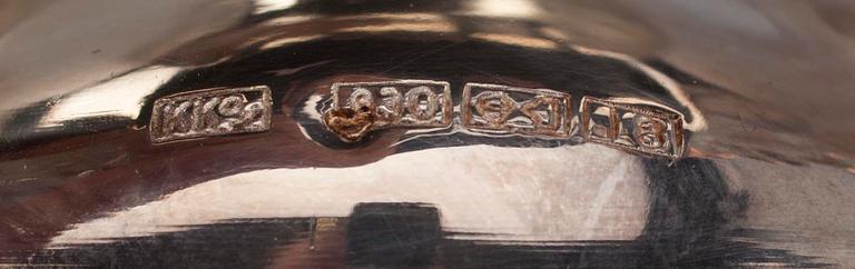 SOCKERSKÅL samt GRÄDDSNÄCKA, silver, rokokostil, Kuopion Kultaseppä 1986. Tot. vikt ca 180,3 g.