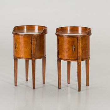 SÄNGBORD, ett par, 1900-talets andra hälft.