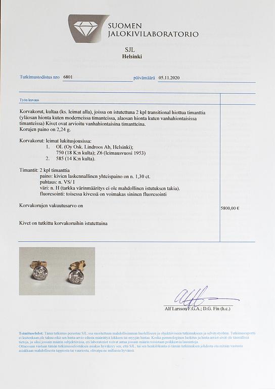 A pait of 18K gold earrings with transitional-cut diamonds ca. 1.30 ct in total. Oskar Lindroos, Helsinki 1953.