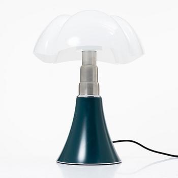 Gae Aulenti, bordslampa, "Minipipistrello", Martinelli Luce, Italien, samtida tillverkning.
