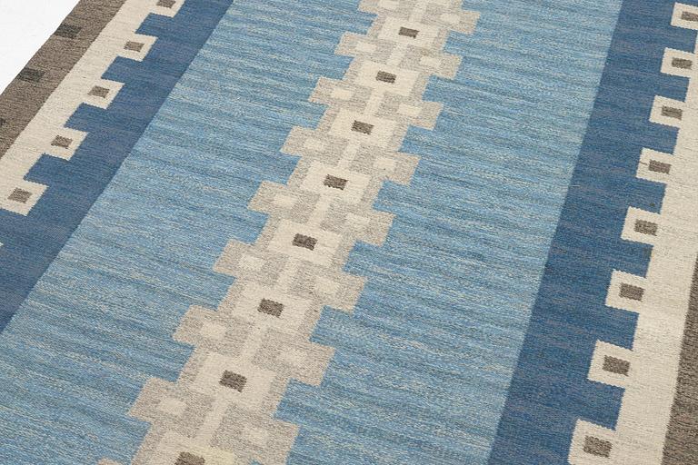 Aina Kånge, a carpet, flat weave, c. 301 x 198 cm, signed AK.