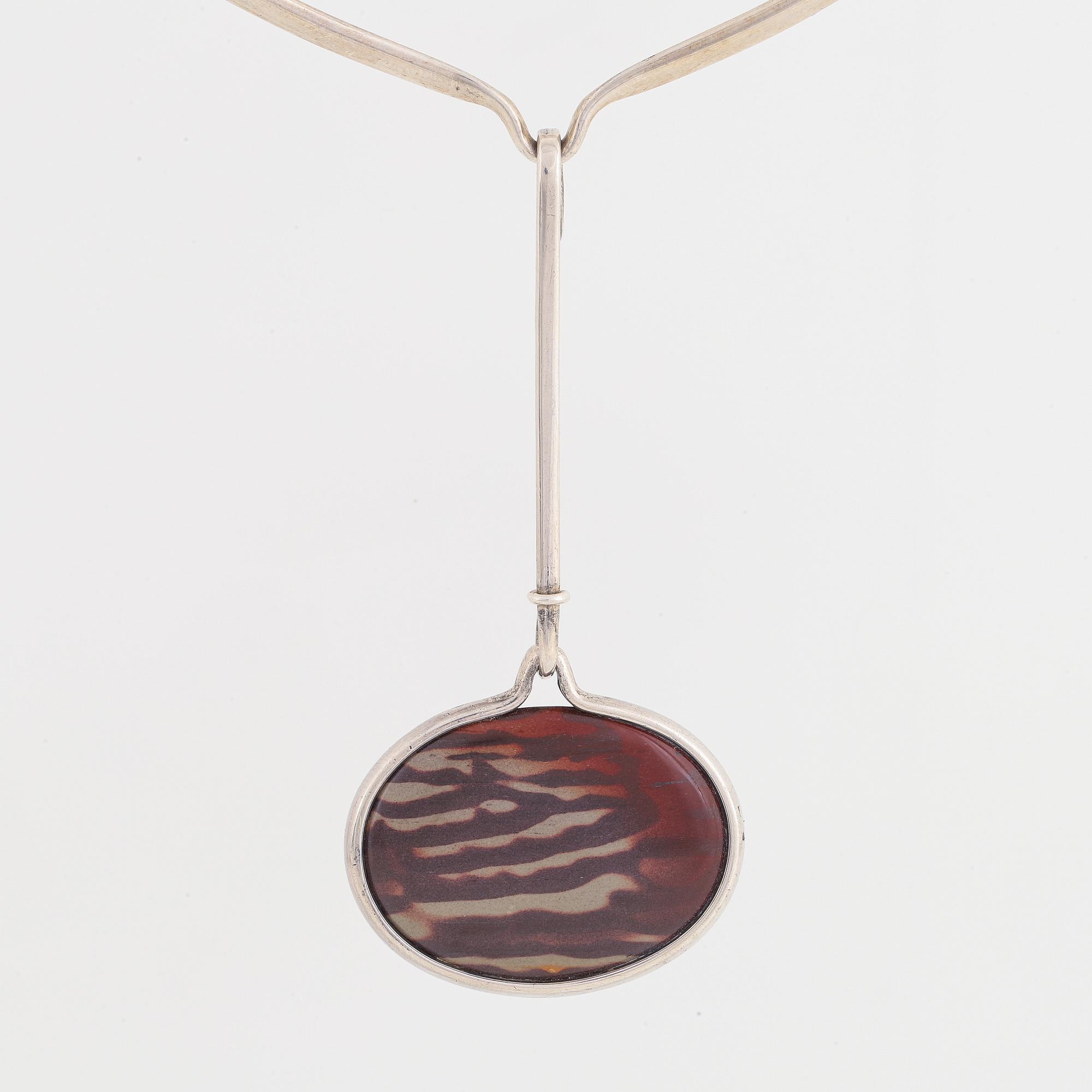 Vivianna Torun Bülow Hübe, halsring med hänge, Jakarta Indonesien, sterling silver.