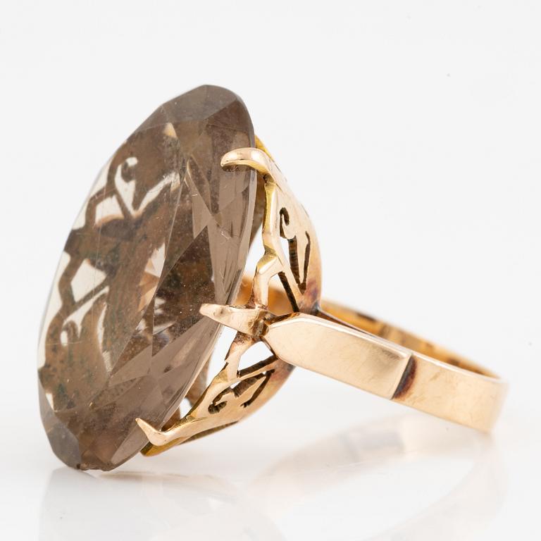 Ring 14K guld med rökkvarts.