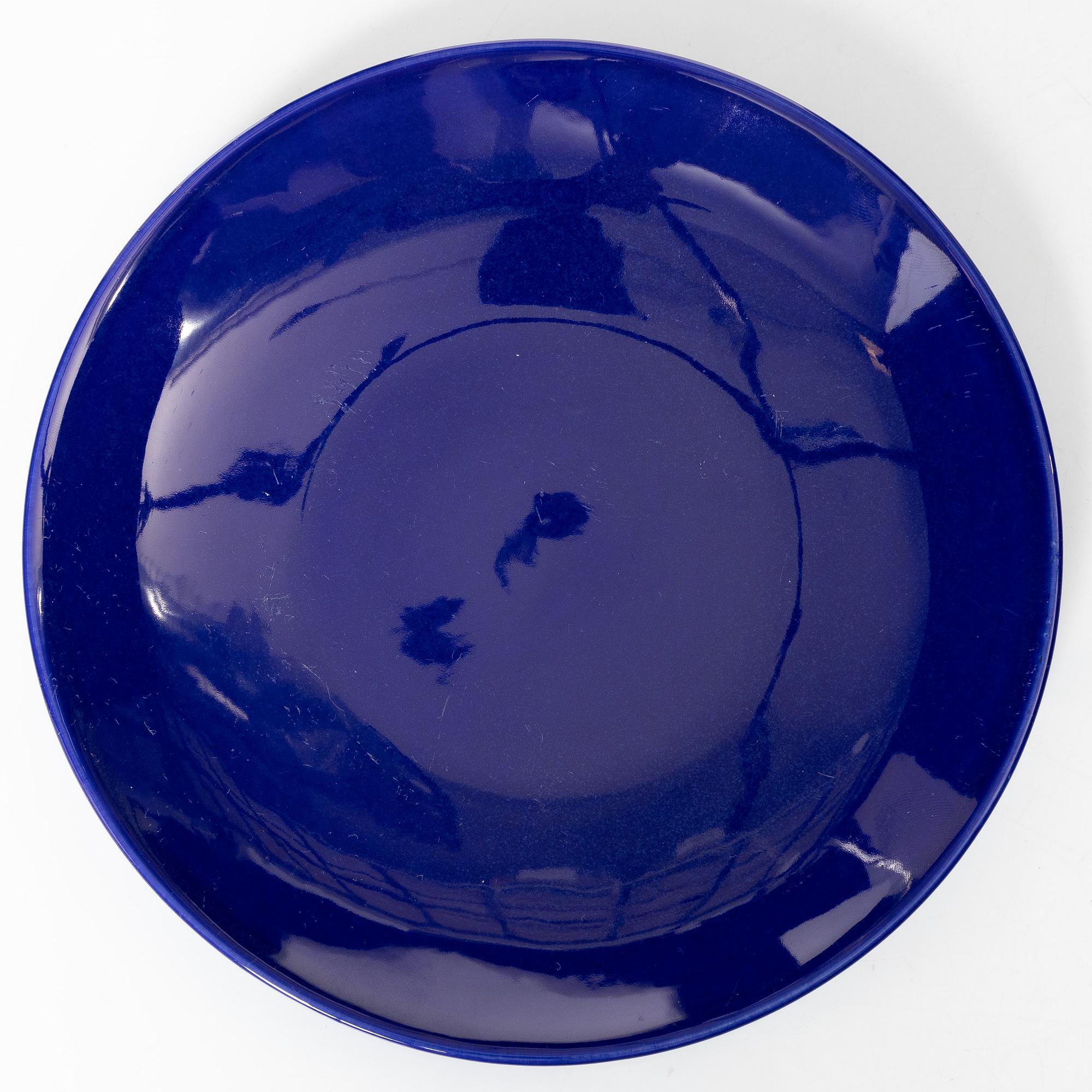 Lisa Larson, tekoppar, 5 st och assietter, 6 st, "Matilda", K-Studion, Gustavsberg 1996.