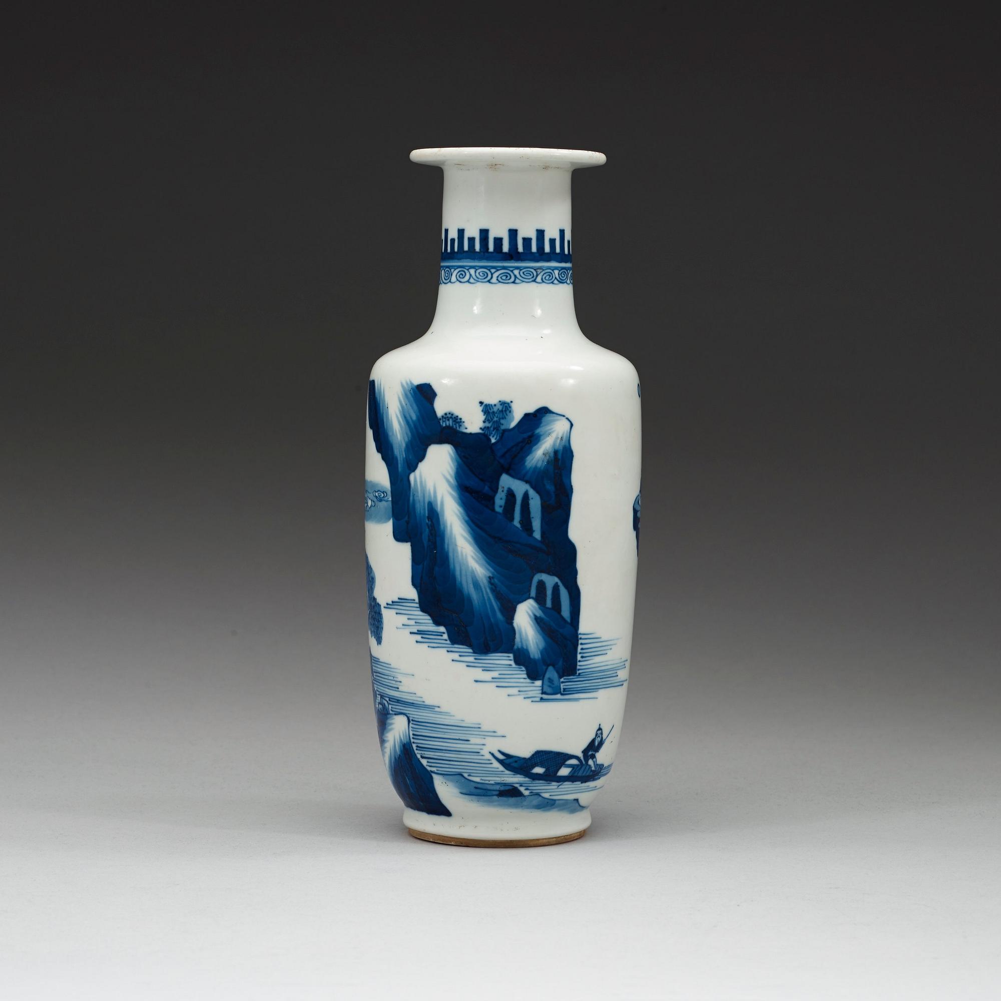 VAS, porslin. Qing dynastin, 1800-tal med sex karaktärers märke.