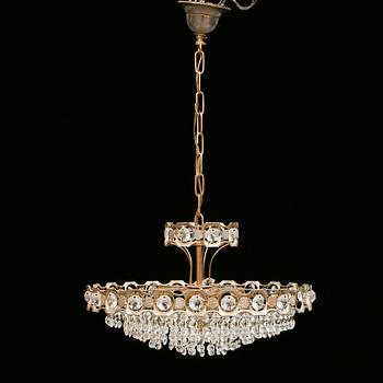 TAKLAMPA, Lival, Finland, 1900-talets andra hälft. Höjd ca 25 cm.