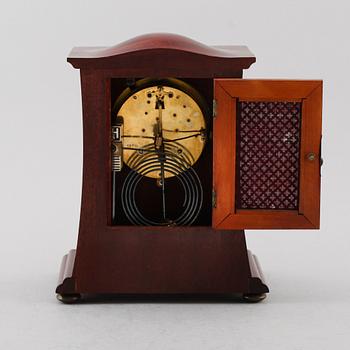 BORDSPENDYL, regencystil, England, 1900-talets första hälft.