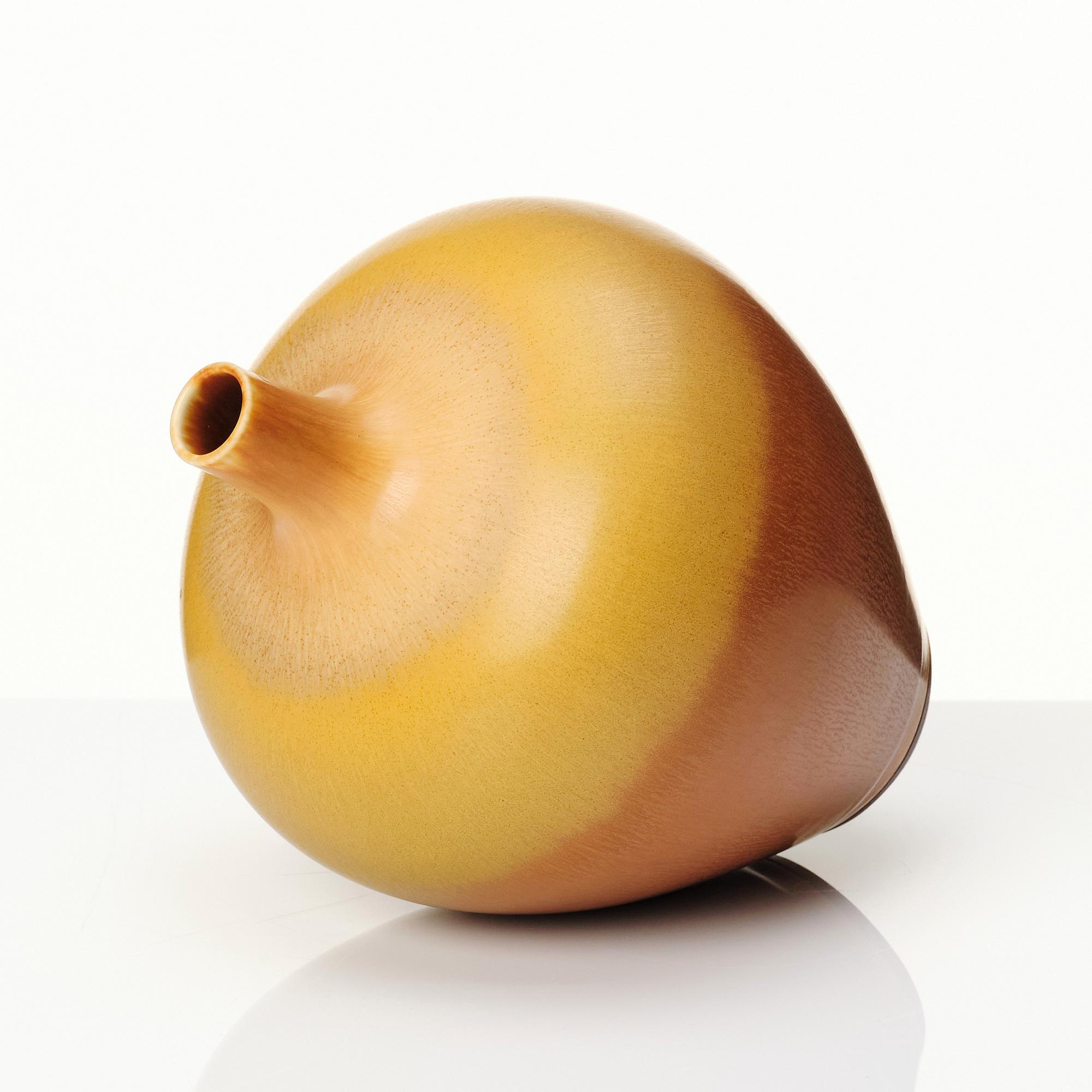 Berndt Friberg, a stoneware vase, Gustavsberg studio, Sweden 1963.
