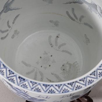 Fish bowls, a pair, porcelain, China, modern manufacture.
