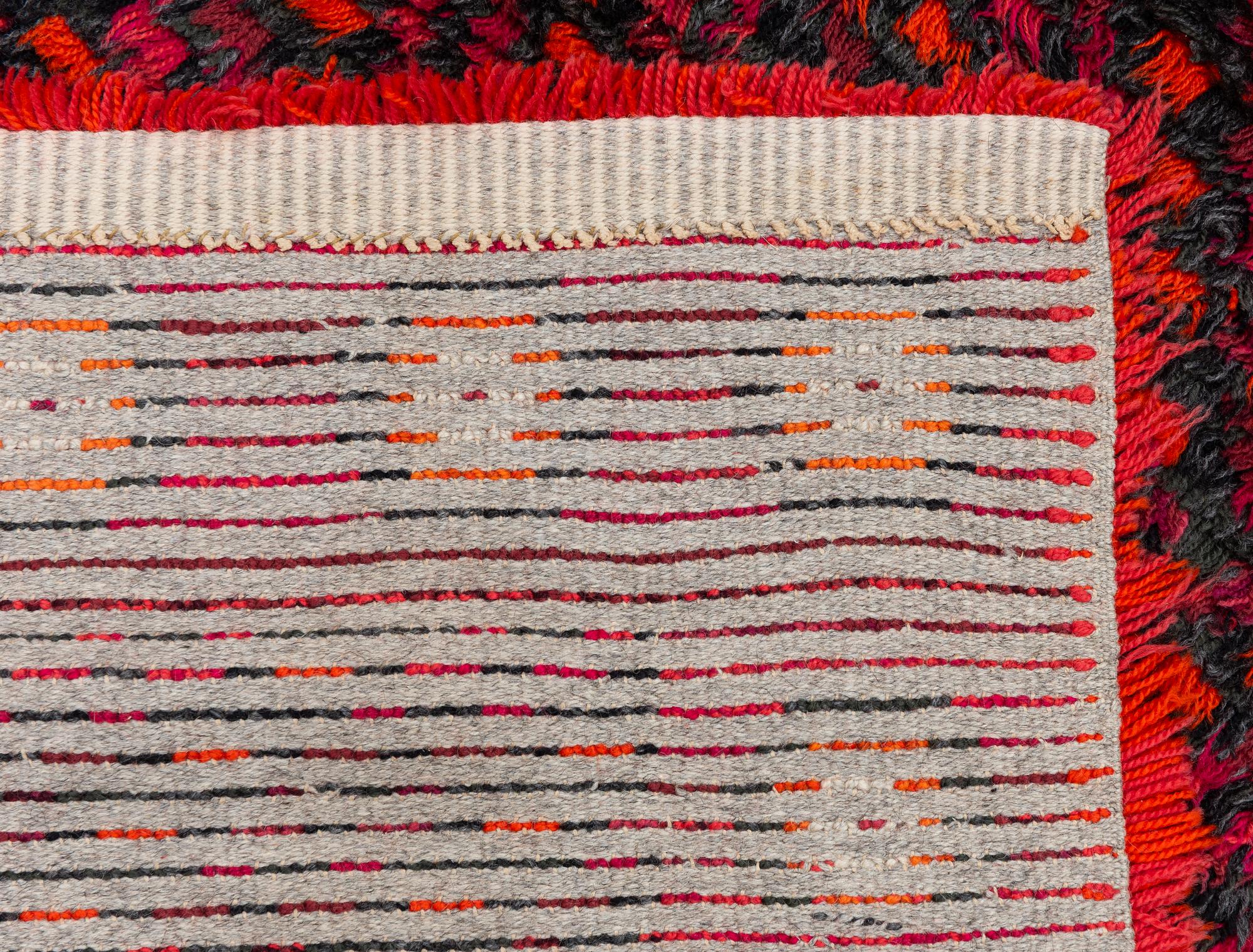 Elsa Gullberg, Attributed, rya. approx. 200 x 120 cm.
