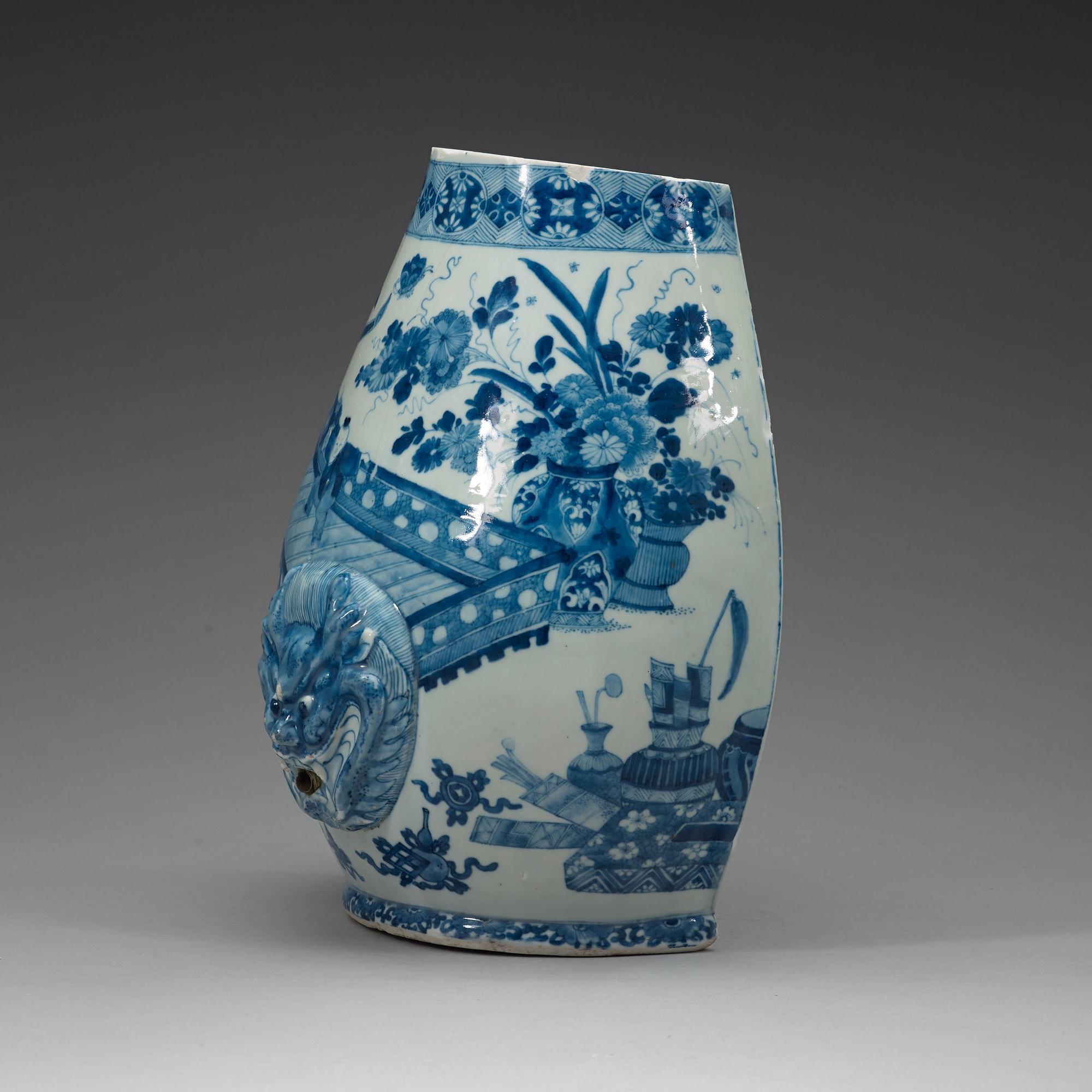A blue and white wall fountain, Qing dynasty, Kangxi (1662-1722).