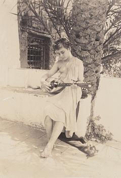 Wilhelm von Gloeden, mapp med 5 fotografier.