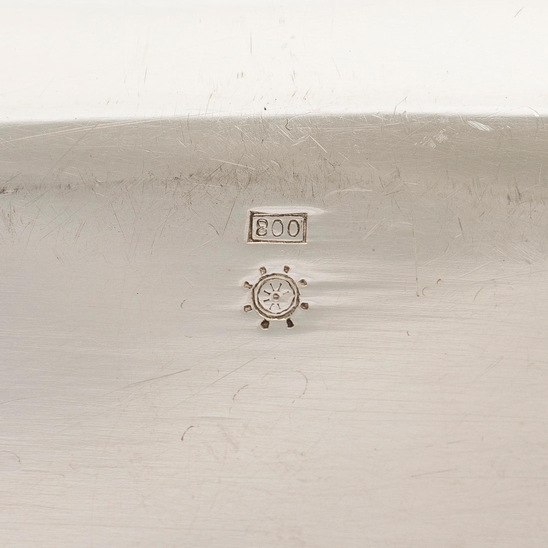 Tarjoilukulho, hopeaa, 1900-luku.