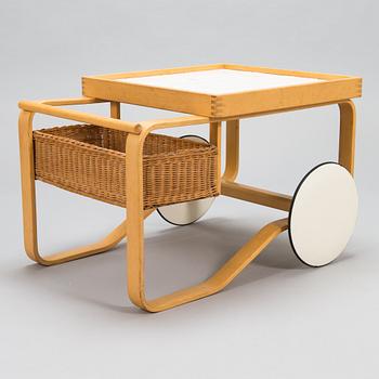 Alvar Aalto, tarjoiluvaunu, malli 900, Artek, 1900-luvun loppu.