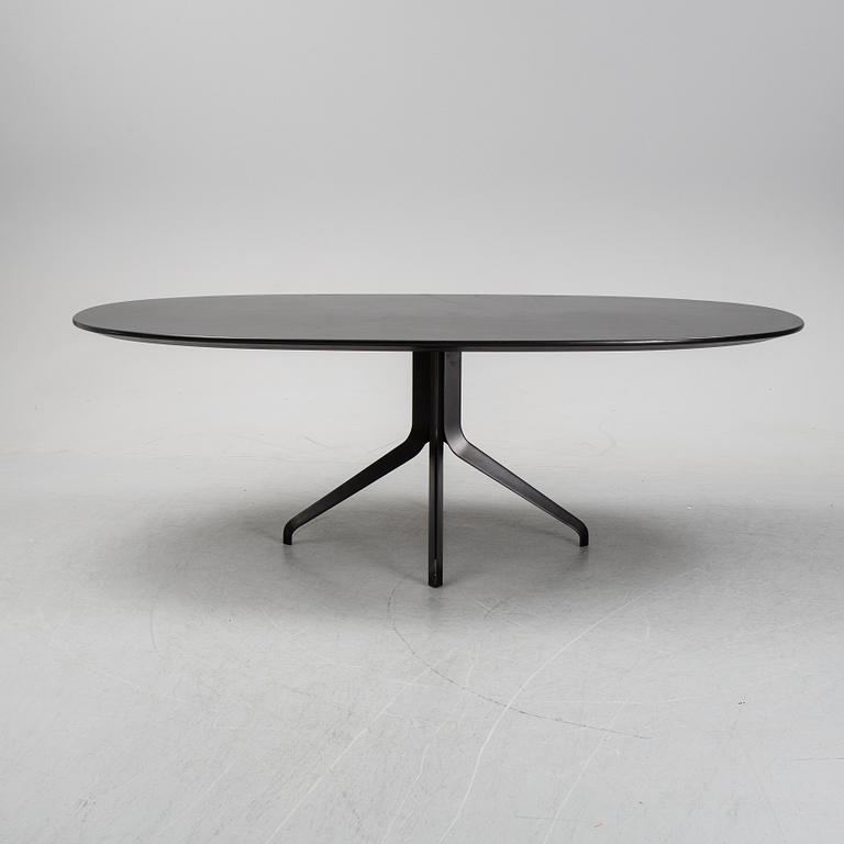 Rodolfo Dordoni, a 'Claydon' dining table, Minotti, Italy.
