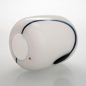 Timo Sarpaneva, an art object 'Blues' signed Timo Sarpaneva 15 / 1987.