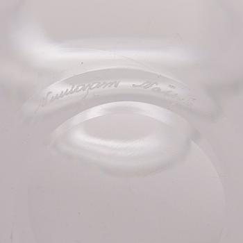 A decanter 'The Bells of Kremlin', signed Nuutajärvi, Notsjö.