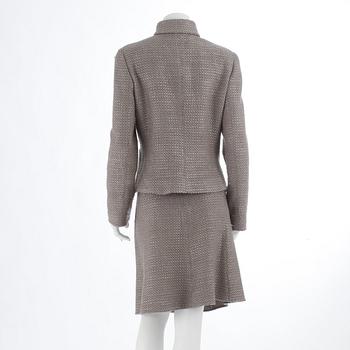 EMPORIO ARMANI, dräkt bestående av kavaj och kjol, storlek 46 respektive 44.