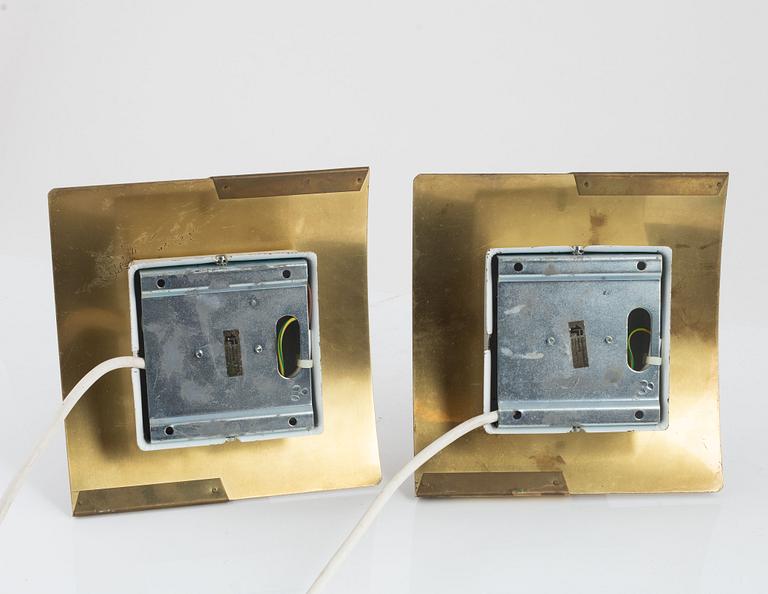 Peter Celsing, vägglampor, 2 st, "Band", Fagerhult och Falkenberg belysning.