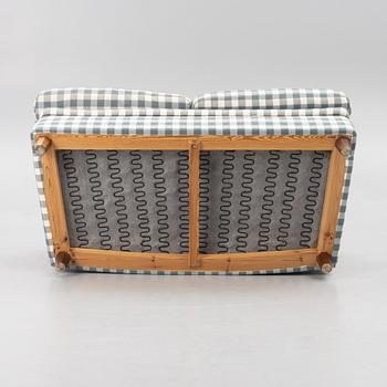 Josef Frank, soffa, modell 678, Firma Svenskt Tenn.