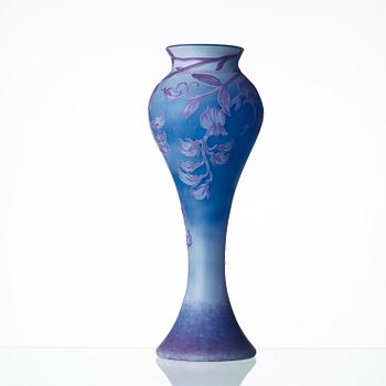 Axel Enoch Boman, an Art Nouveau cameo glass vase, Reijmyre 1913.