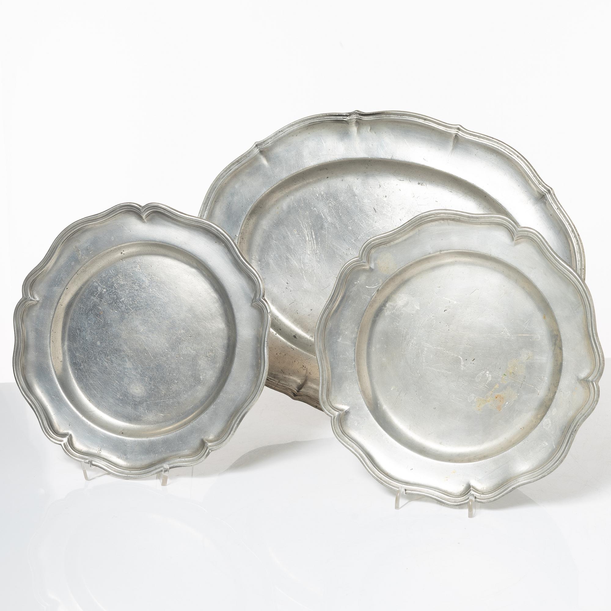 Bowl and 2 plates, pewter, various masters, Stockholm.