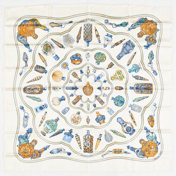 Hermès, scarf, "Qu'importe le flacon".