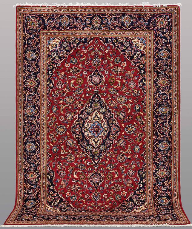 A CARPAT, Kashan, ca 301 x 207 cm.