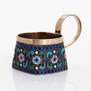 Charka / supkopp, förgyllt silver och cloisonnéemalj, S:t Petersburg 1908-1926.