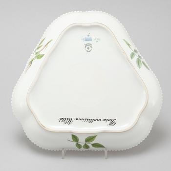 A porcelain plate, "Flora Danica", Royal Copenhagen, Denmark, from the latter half of the 20th century.