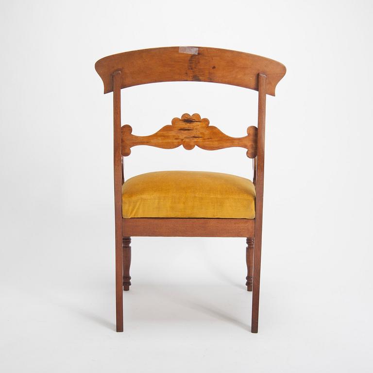 STOL, biedermeier, 1800-talets första hälft. Brännmärkt CAS.