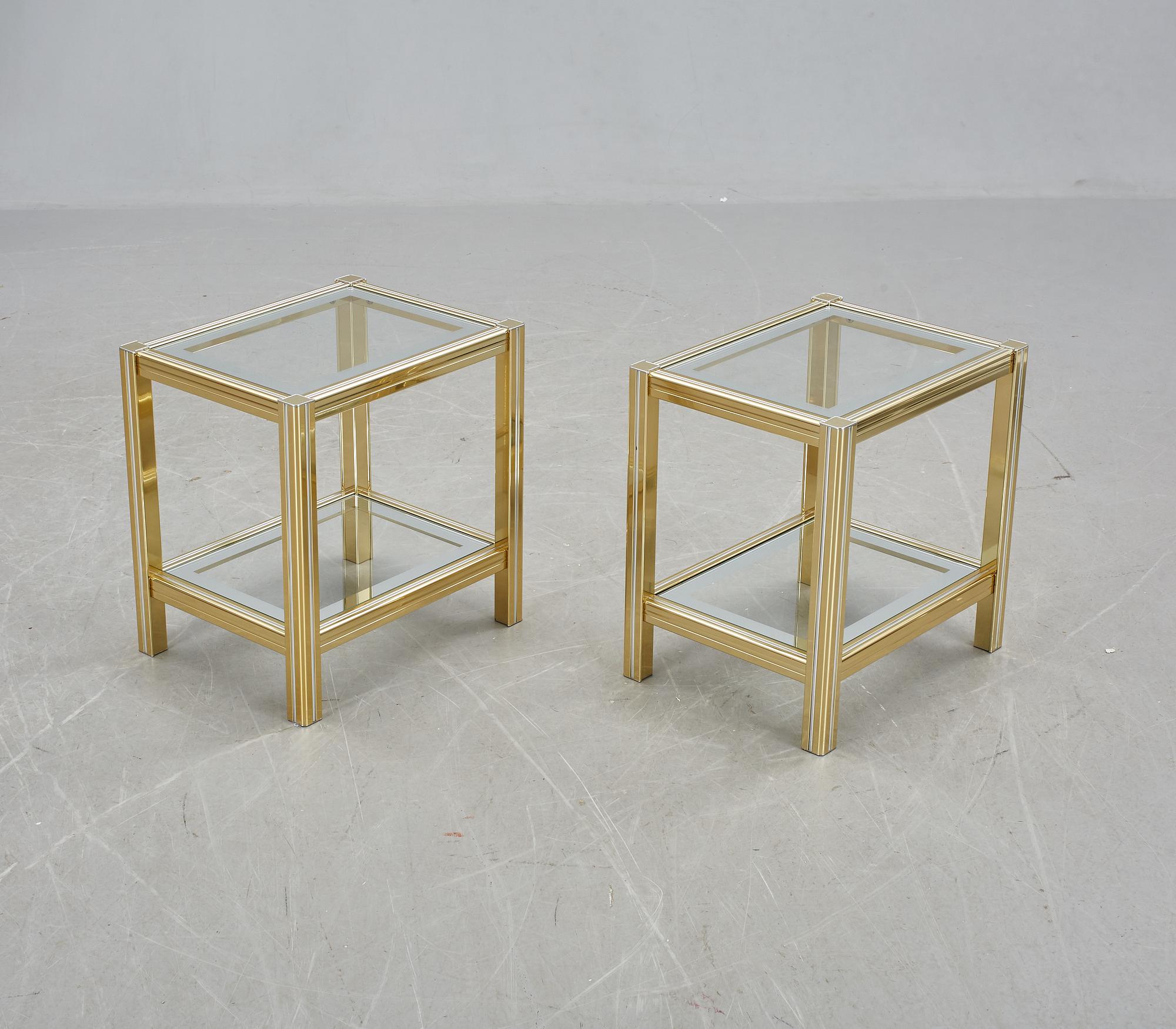 SIDOBORD, ett par, 1900-talets andra hälft.