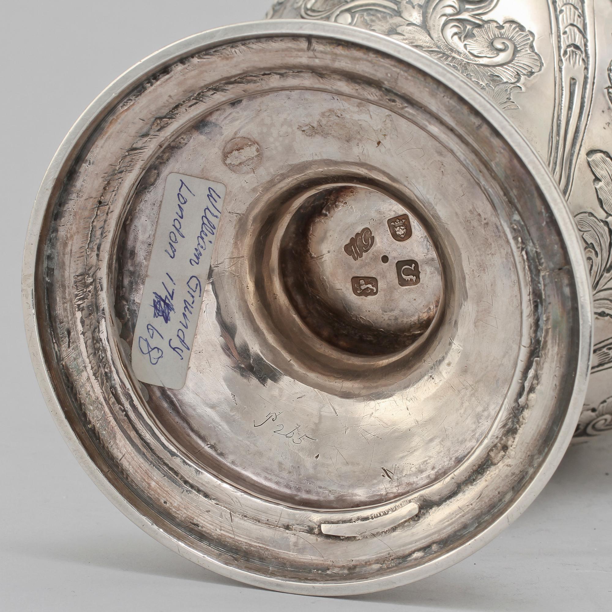 KANNA, silver, William Grundy, London, England, 1768. Vikt 1190 g.