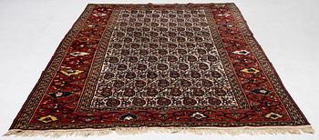 Matta, Chahar Mahal/Bakthiari. Ca 395 x 212 cm.