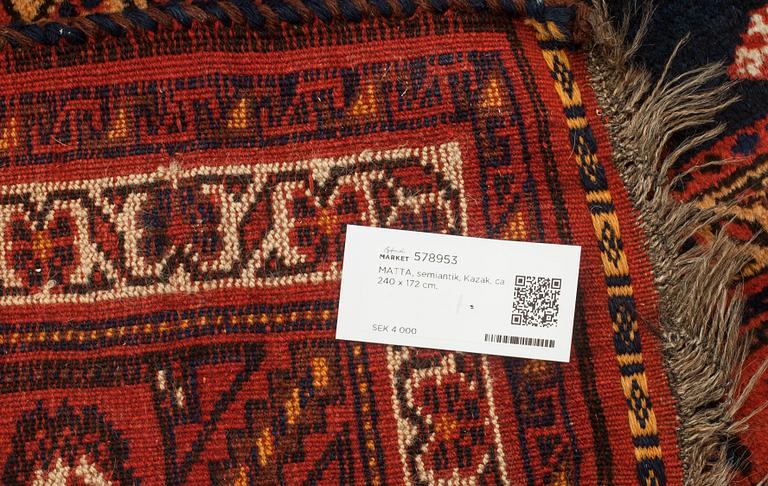 MATTA, semiantik, Kazak, ca 240 x 172 cm.