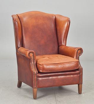 ÖRONLAPPSFÅTÖLJ, 1900-talets andra hälft.